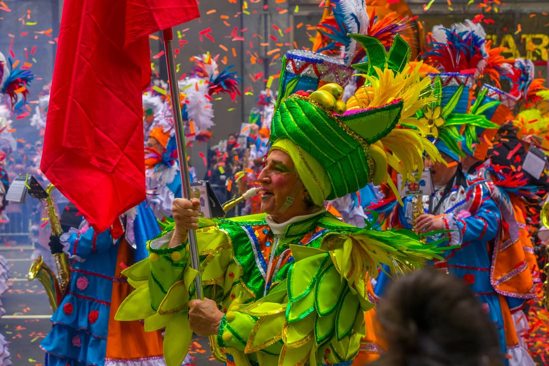 Mummers. 13