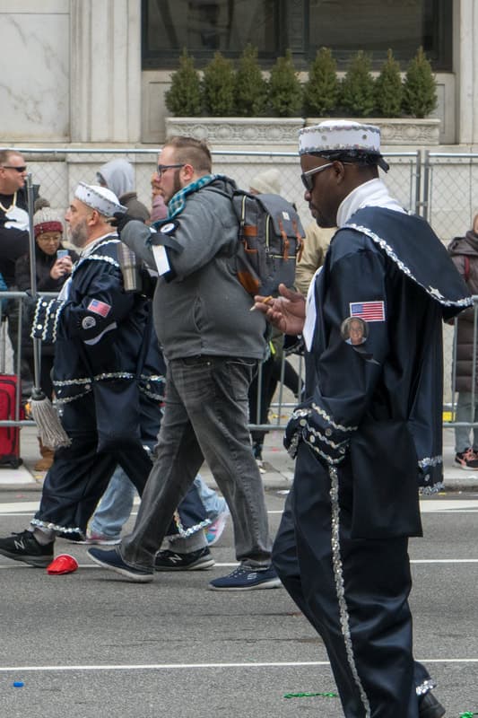 Mummers. 5