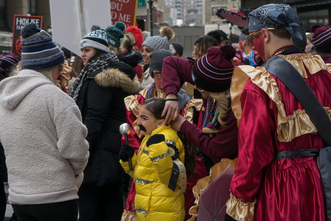Mummers. 9