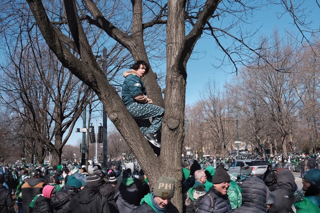 Super Bowl '25. 17